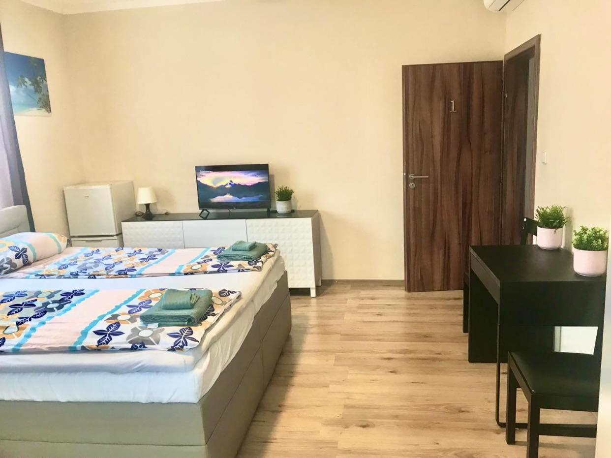Fresh House Hotel Prague Luaran gambar